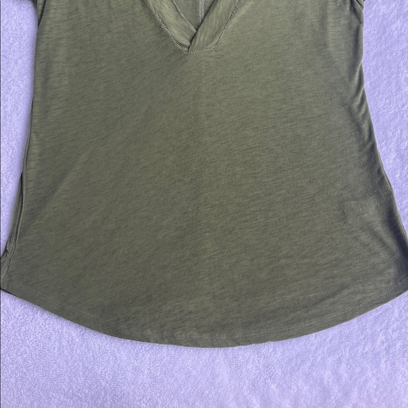 Free People We The Free V-Neck Clementine Tee - Picture 5 of 8